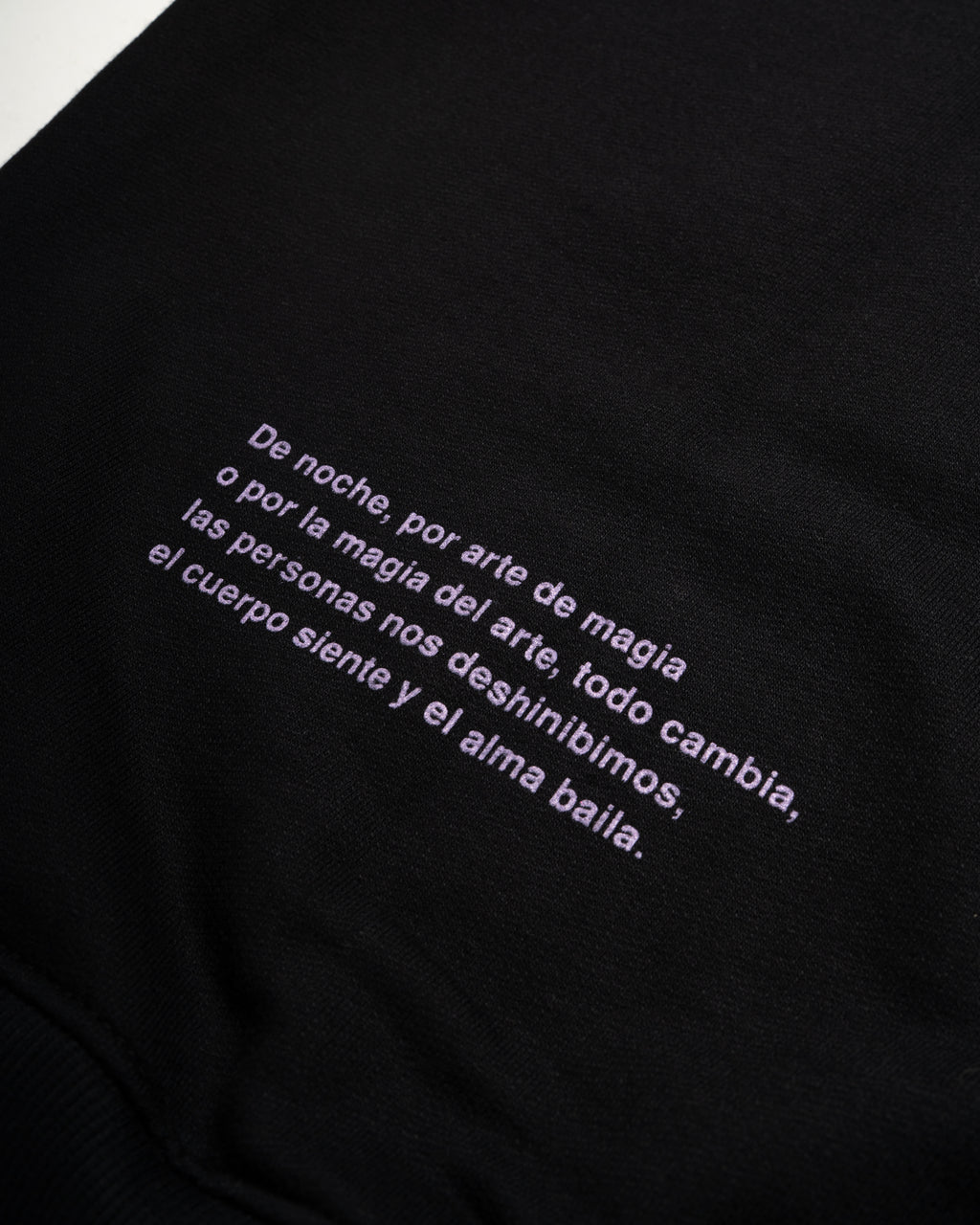 CAMISETA GOOD MUSIC LILA